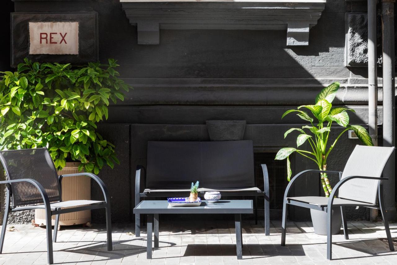 Rex Lifestyle Hotel نابولي المظهر الخارجي الصورة